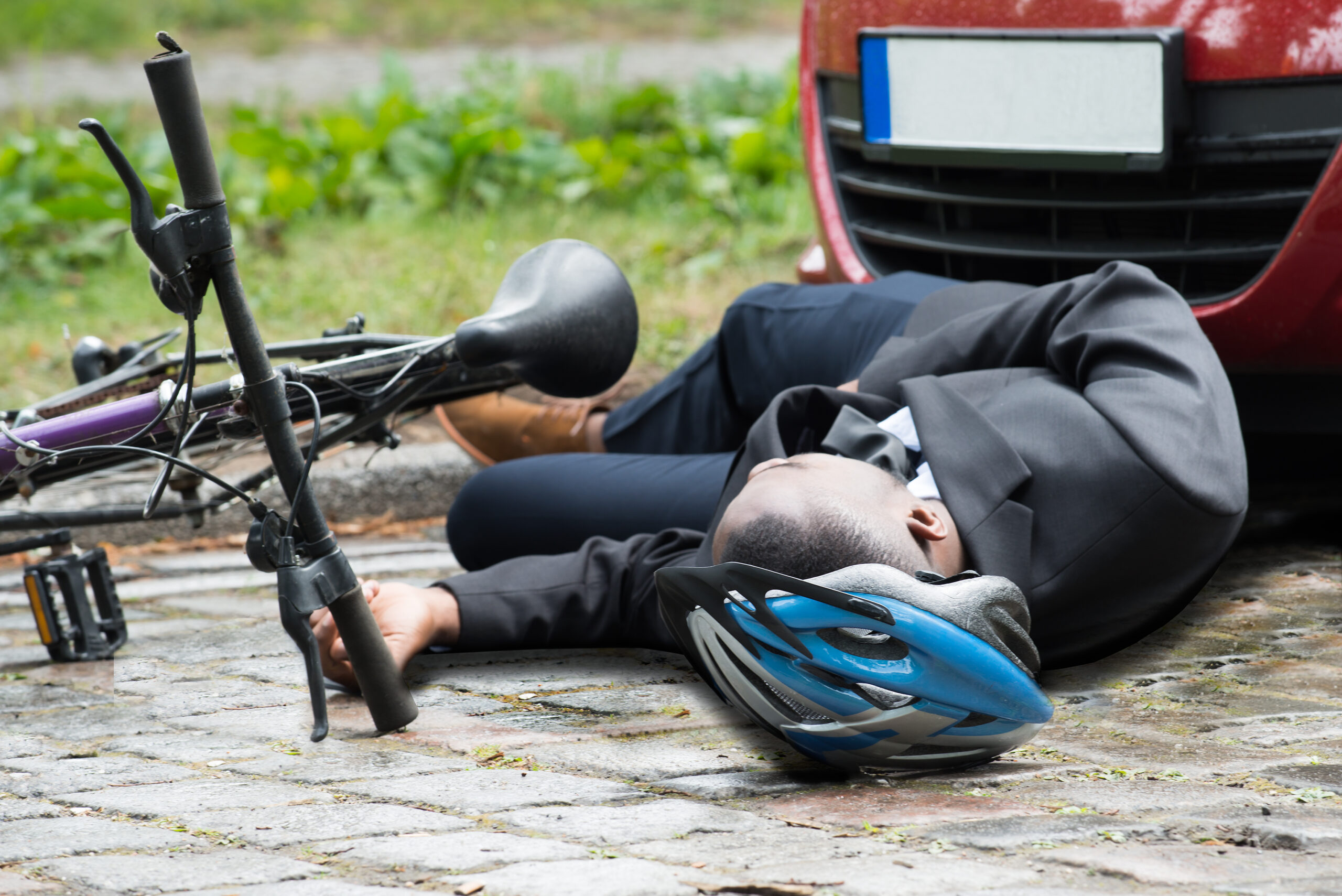 How Can A Lawyer Help After You Have Suffered A Head Injury In A Bicycle Accident