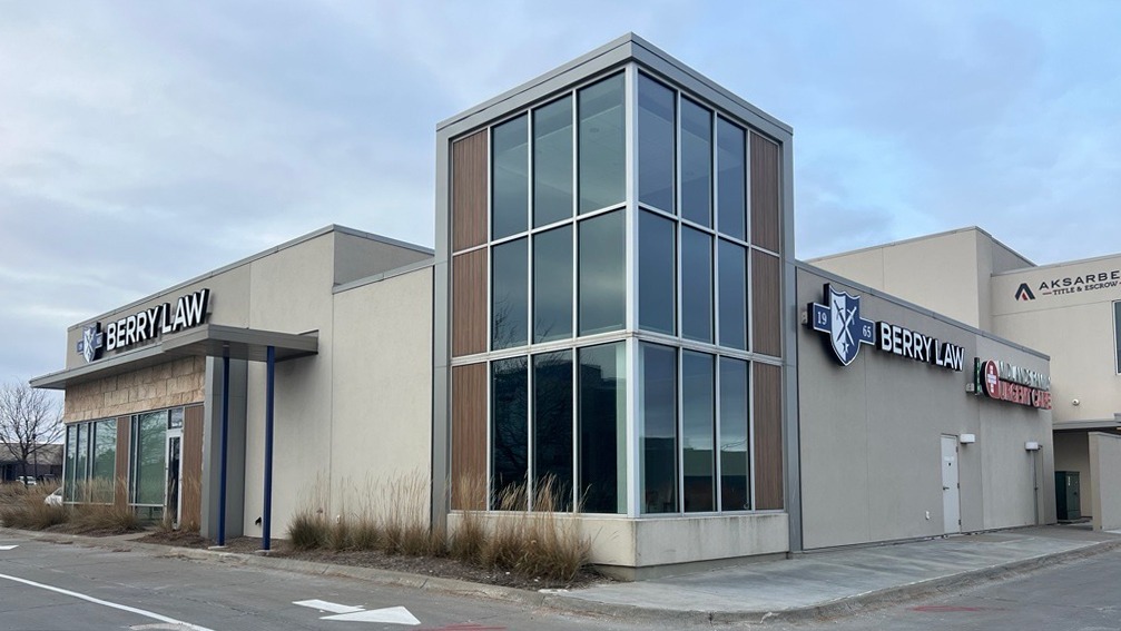 exterior of berry law's papillion office